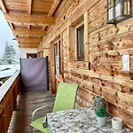 Knaus Apartament *