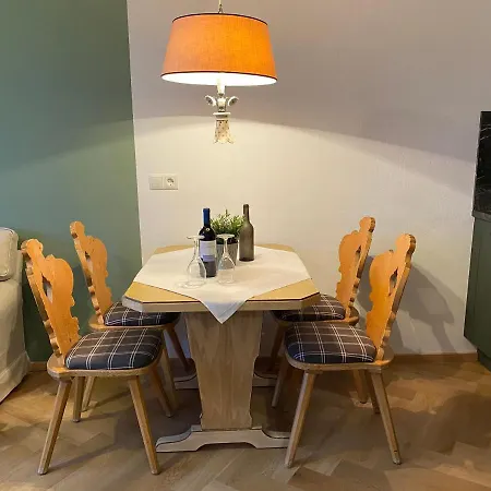 公寓 Knaus 洛伊塔施