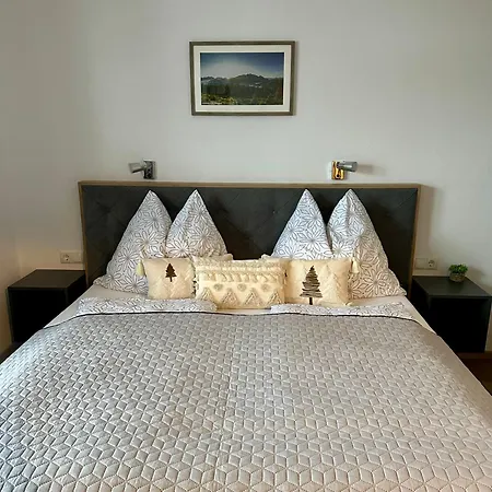 公寓 Knaus 洛伊塔施